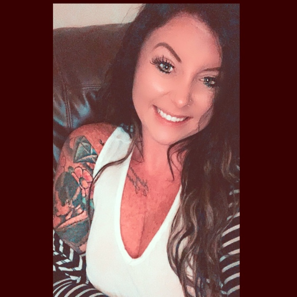 Meet your Posher, Kayla